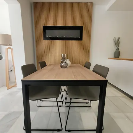 Apartment Oasis With 2 Bedrooms In Jardines Del Puerto Marbella