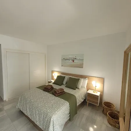 Lägenhet Oasis With 2 Bedrooms In Jardines Del Puerto Marbella