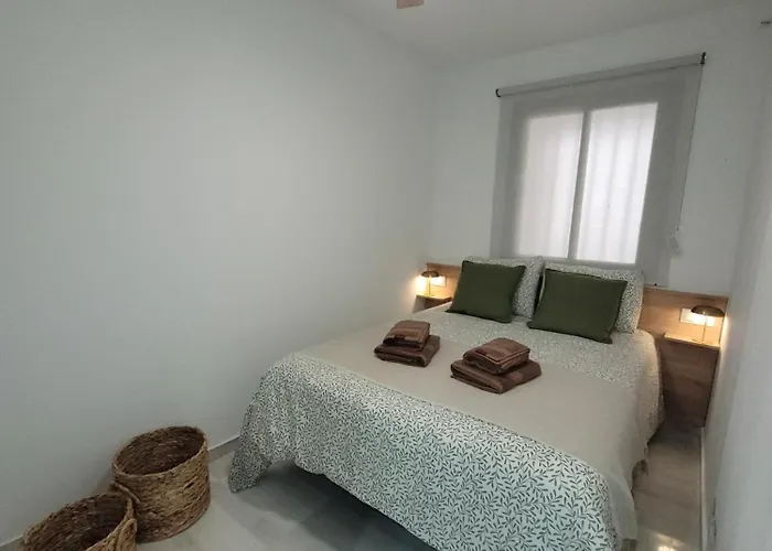 Oasis With 2 Bedrooms In Jardines Del Puerto Marbella
